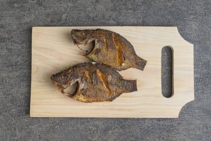 fried tilapia fish