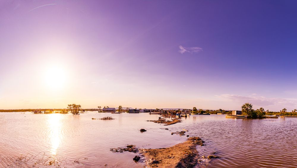 Lake Turkana Lodwar Kalokol Town Landscapes Waterscape Kenya East Africa