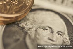 Abstract U.S. Dollar Coins & Bills 0JGnn8