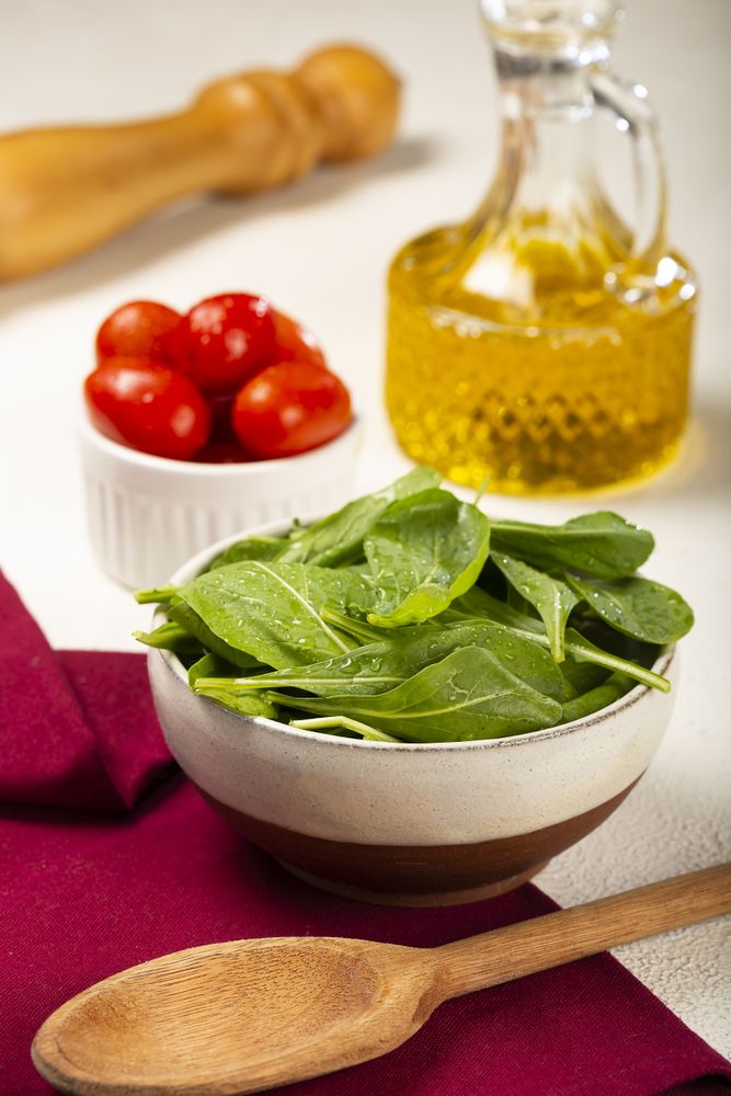 Arugula salad with tomatoes