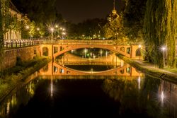 Stone bridges and their water reflection