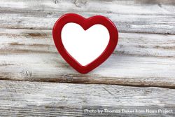 Valentine’s day heart picture frame on desktop 4BZpX4