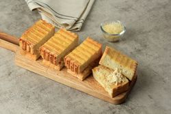 Toast with grated cheese