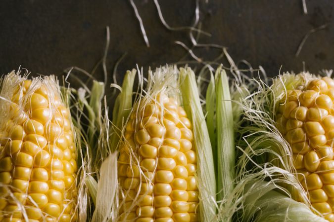 Phases of fresh corn peeling