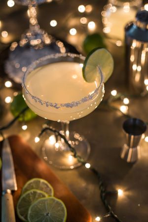 Preparing a margarita cocktail