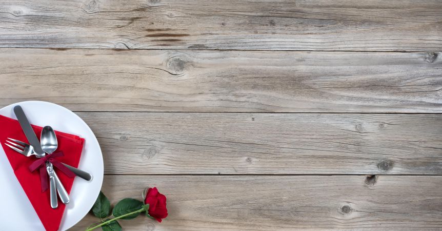 Table setting for Valentine’s dinner