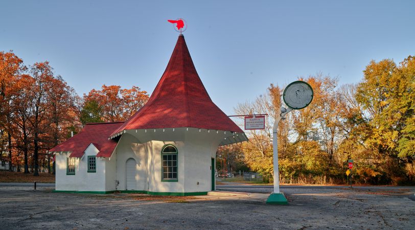 Round Service Station in Sherwood, AR