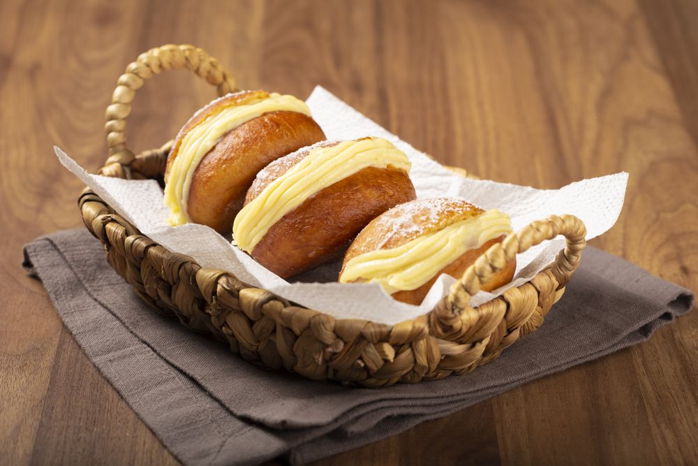 Berlin balls. Bread stuffed with icing cream.