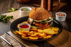 American burger with fried potatoes