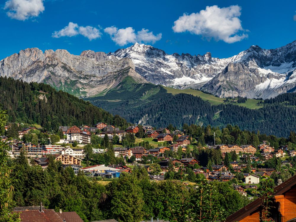 Alpine Swiss Village. Comfort and tranquility.