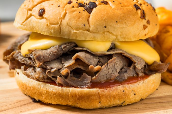Savory Roast Beef and Cheddar Sandwich