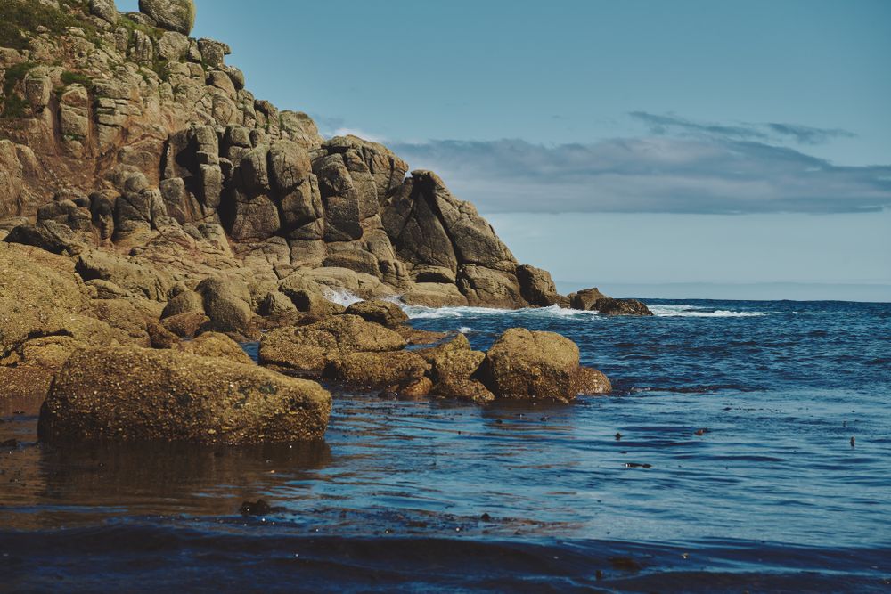 Rocky cliffs off Cornwall