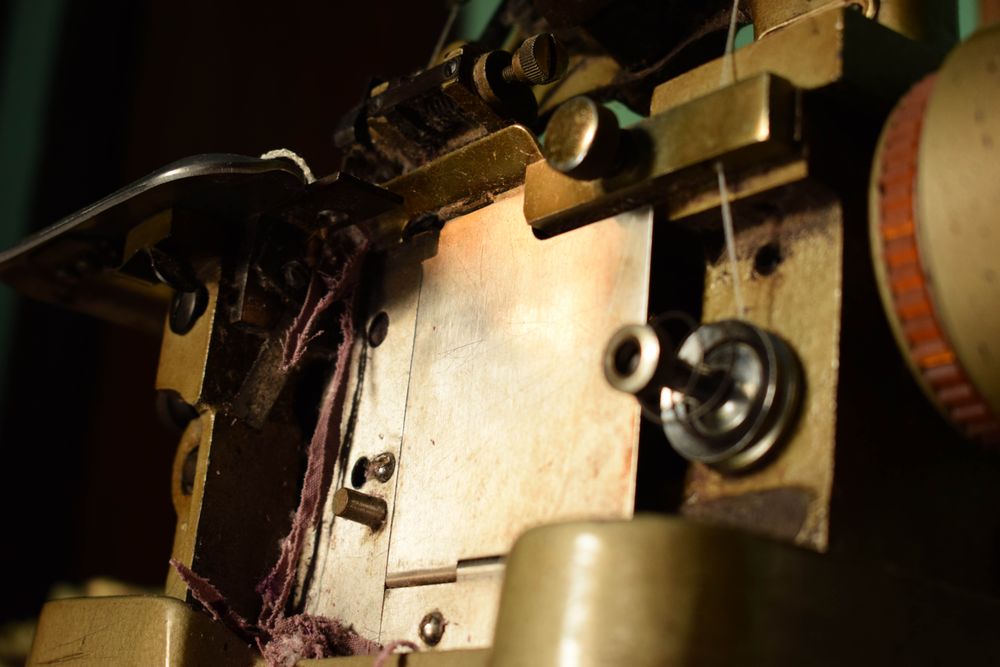 Side of string in tailor's sewing machine