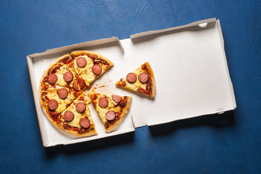 Pepperoni pizza to go