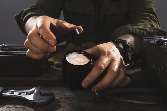 Men’s Hand Cream Opening