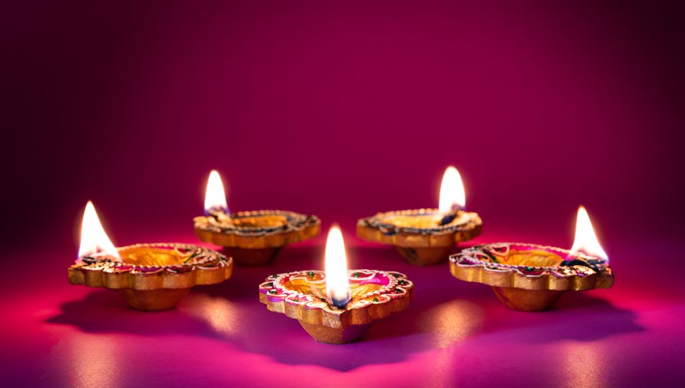 five diyas