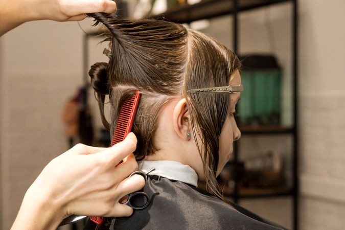 Process of cutting bob, back view