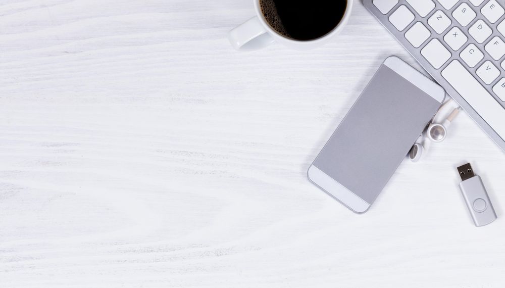 Basic portable modern technologies on plain desktop