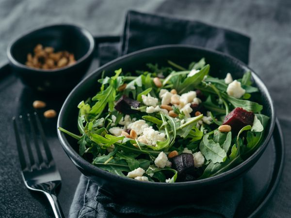 Aragula, beet and cheese salad