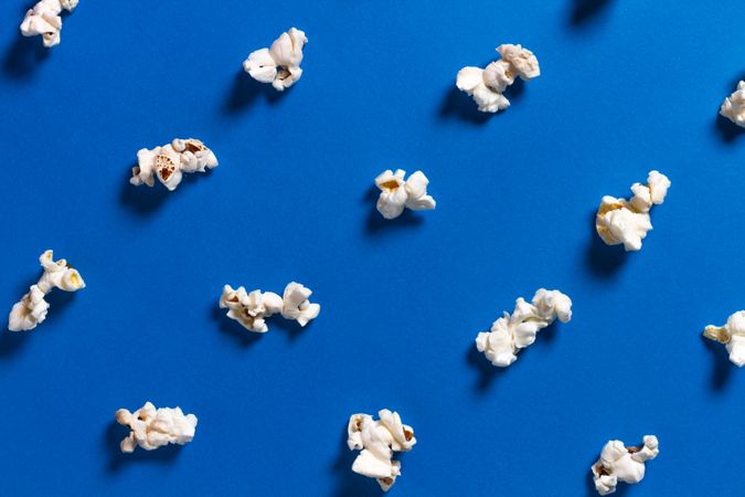Set of popcorn on board