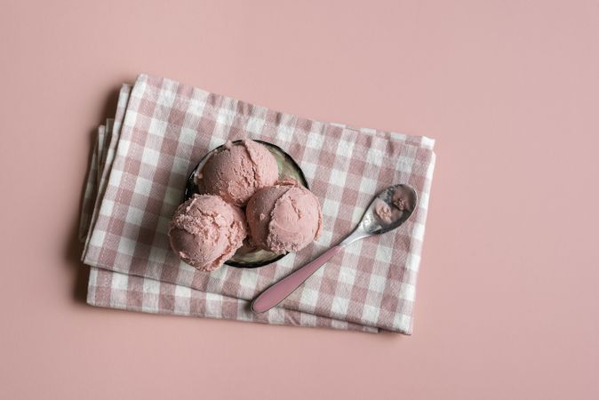 Homemade ice cream on pink background