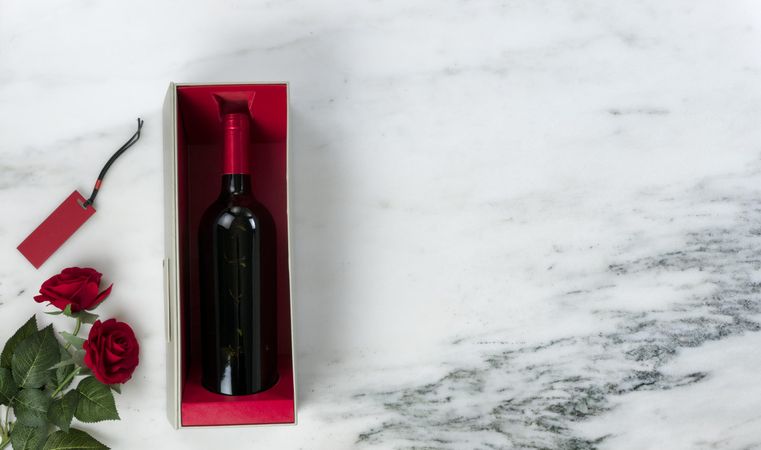 Valentine’s Day with red wine in a giftbox