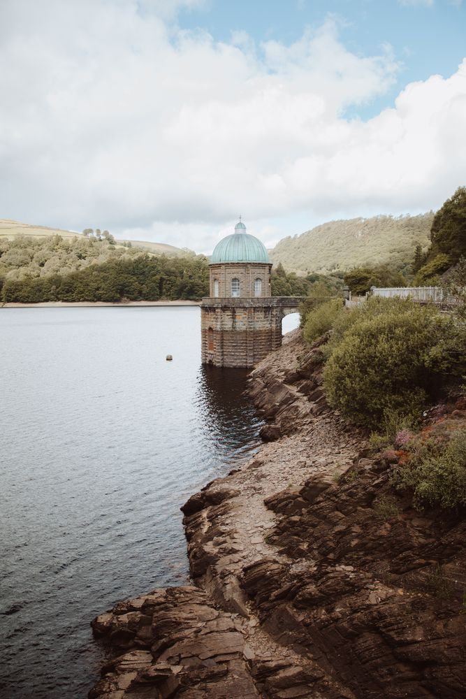 River flowing and a dome tip submerged in water
