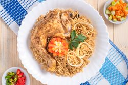 Kebuli rice with fried chicken