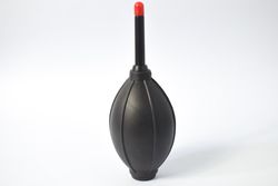 Blower for lenses