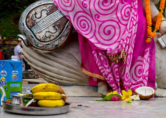 Bananas and milk as offerings at Hindu holy site
