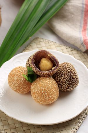 Onde-onde Sesame Seed Ball, Served on Plate