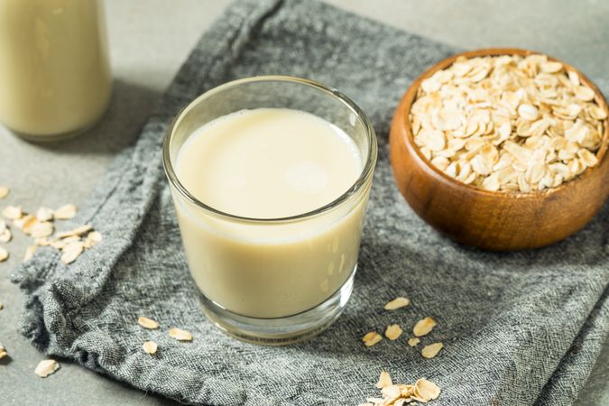 Healthy Sweet Alternative Oat Milk