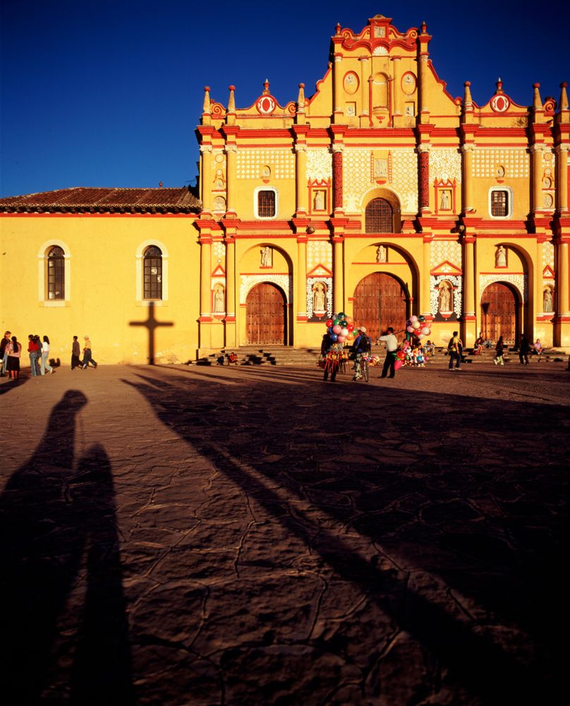 San Cristóbal de las Casas, Chiapas, Mexico - Jan 10, 2006 - Dusk at the Zocalo