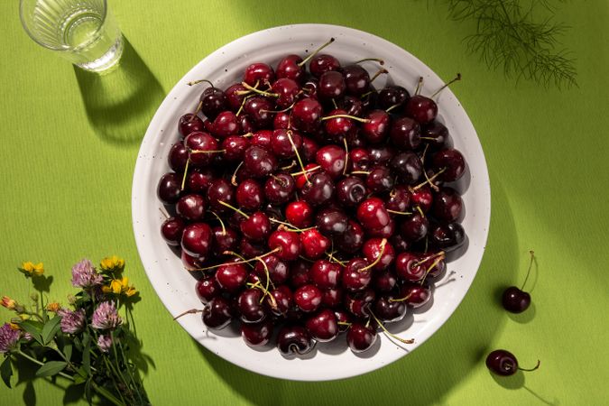 Fresh sweet cherries in bowl