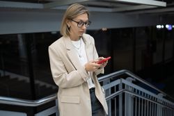 Effective Mobile Business Communication