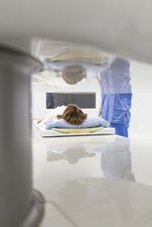 open magnetic resonance machine