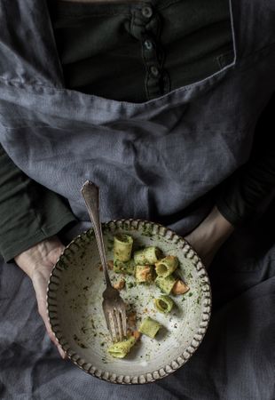 Pasta paccheri with kale pesto and nuts