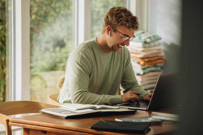 Parent staying home to work remotely
