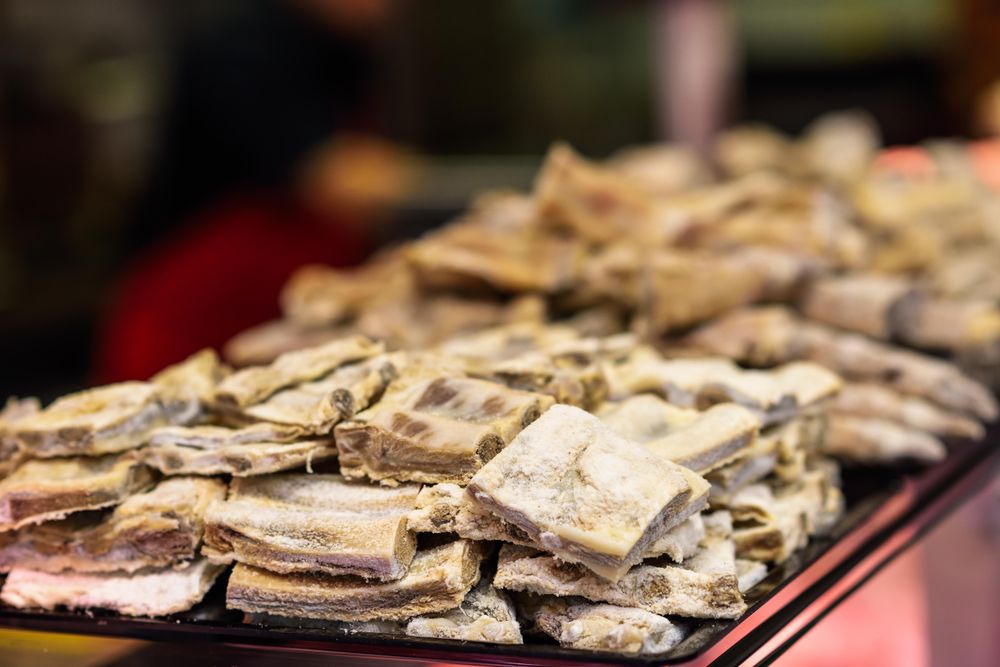Bones in butcher shop used to bone broth