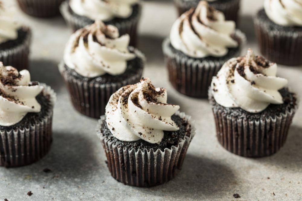 Baked Cookies and Cream Cupcakes