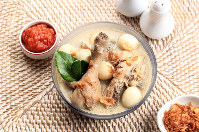 Opor ayam Curry, Traditional Indonesian Food