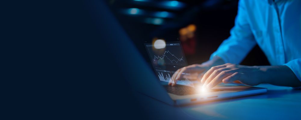 Business analysis through holographic data banner