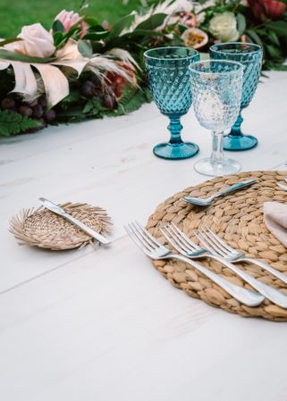 Simple rustic wedding table decoration