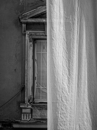 Facade conservation of run down villa on the Blvd d'Italie, Monaco