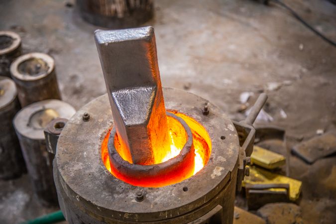 Metal ware heating in crucible