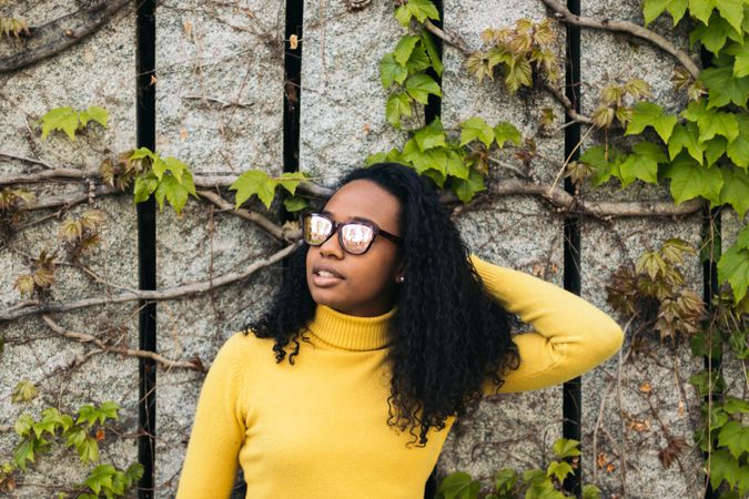 portrait of a Black fashion woman with sunglasses