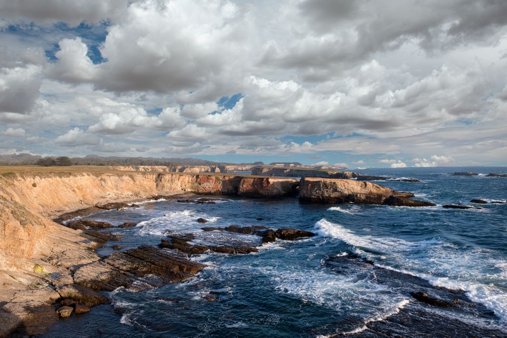 Rocky cliffs of California’s Pacific Coast