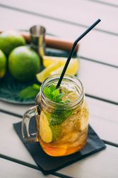 Mojito in mason jar