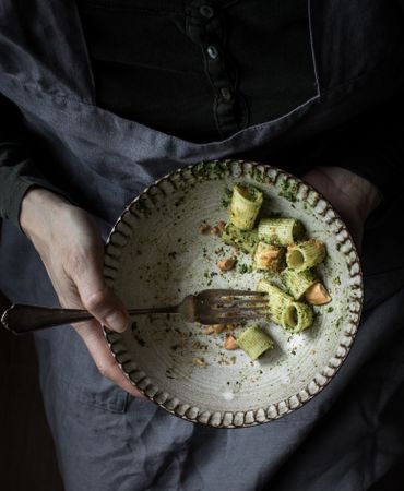 Pasta paccheri with kale pesto and nuts
