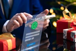 Holiday online shopping and digital commerce